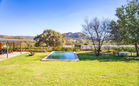 Garden, Swimming pool