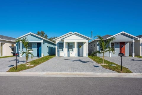 Cozy Newly Built Dwelling House in West Palm Beach