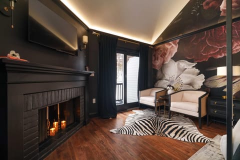 Garden Gables Hotel in Lenox