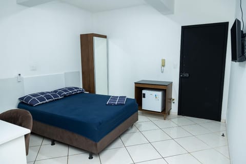 Kitchen or kitchenette, Photo of the whole room, Bedroom