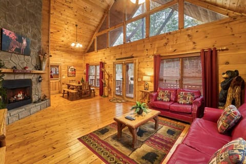Living room, Dining area, Dinner, fireplace