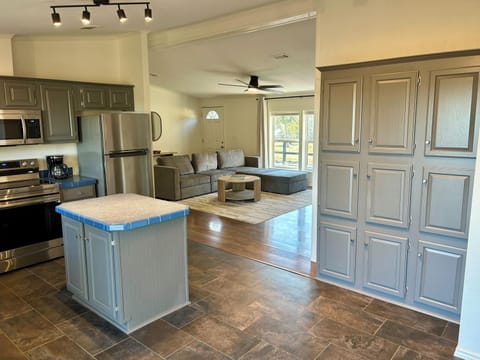 oven, stove, kitchen