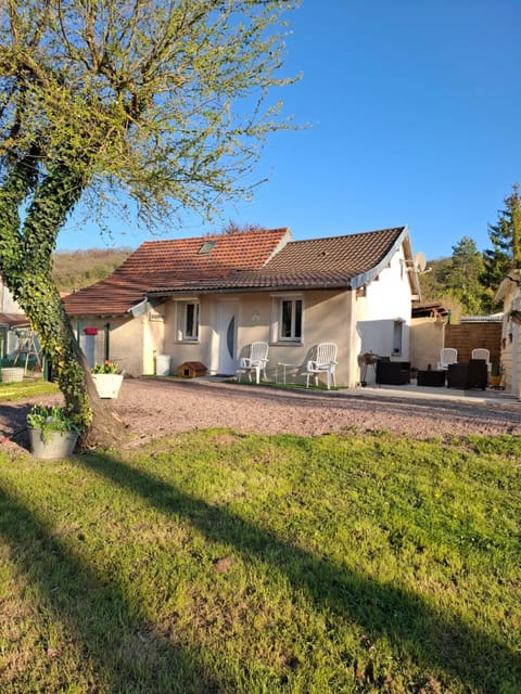 Property building, Garden view
