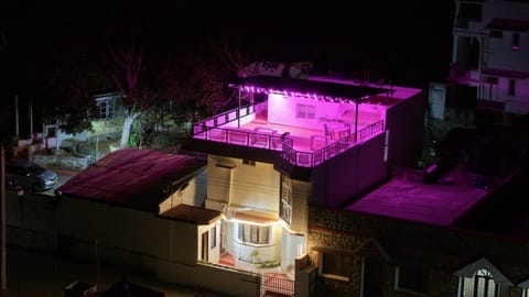 Property building, Night