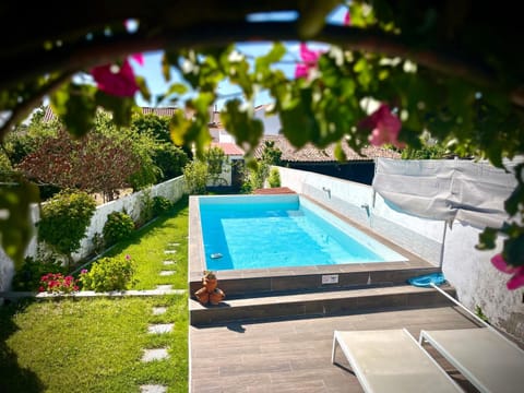 Garden, Swimming pool