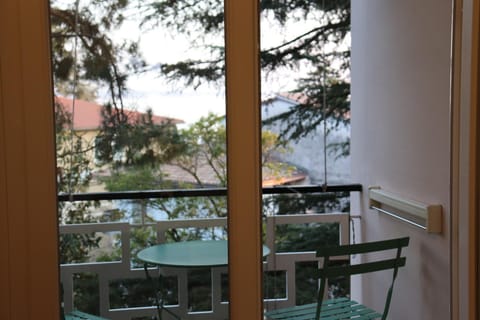 Monika Holiday 512 Lo Scrigno del Lago Apartment in Garda