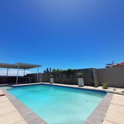 Day, Natural landscape, Pool view, Swimming pool