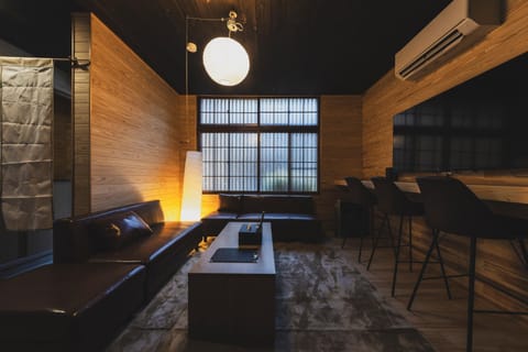 Living room, minibar