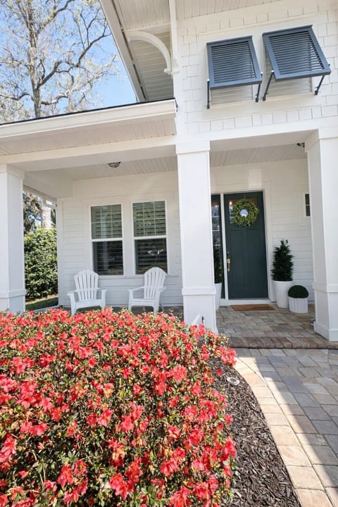 Amelia Island Retreat - Bikes to Beach - Ritz Carlton, Pond and Golf Course Views House in Amelia Island