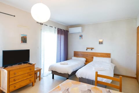 Property building, Living room, Bedroom