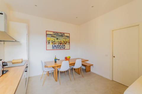 Communal lounge/ TV room, Internal: Not applicable to any particular room