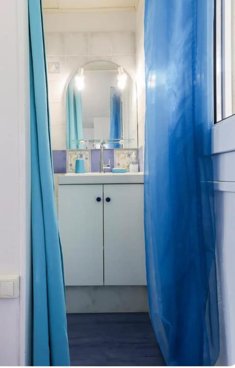 Logements indépendants dans propriété familiale Apartment in Calvi