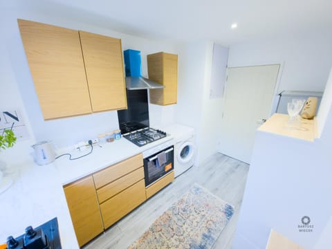 Food, oven, laundry, washing machine