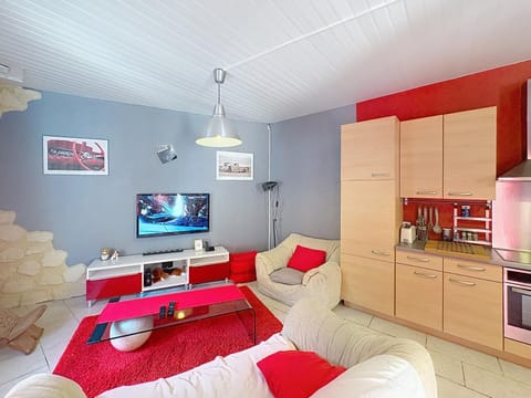 Communal lounge/ TV room, Living room