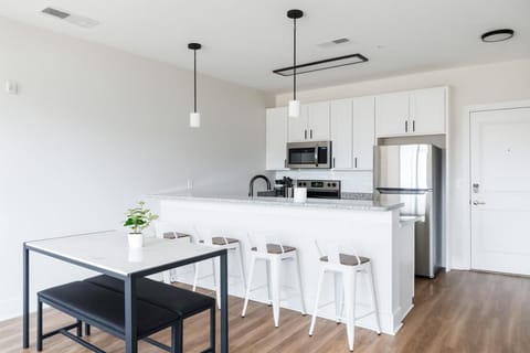 Luxury 2BR Condo Steps from UAB Campus 05 Apartment in Vestavia Hills