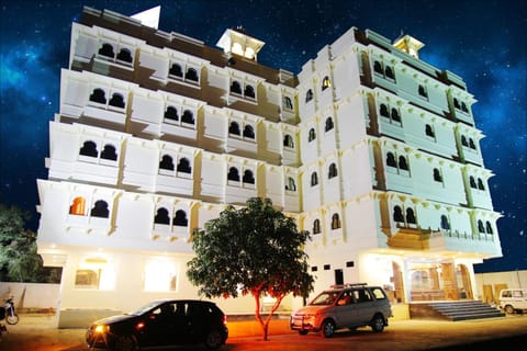 Property building, Night