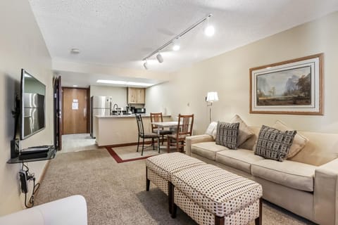 FP219 Foxpine 1Br 2 Ba condo Apartment in Copper Mountain