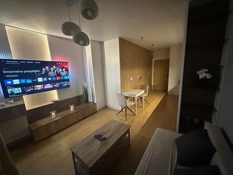 TV and multimedia, Living room, Bedroom