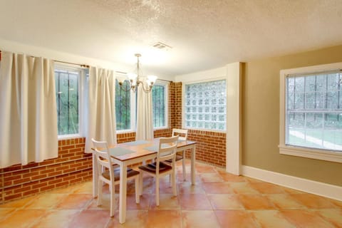 2 Mi to Downtown! Charming Home in Pensacola House in Pensacola