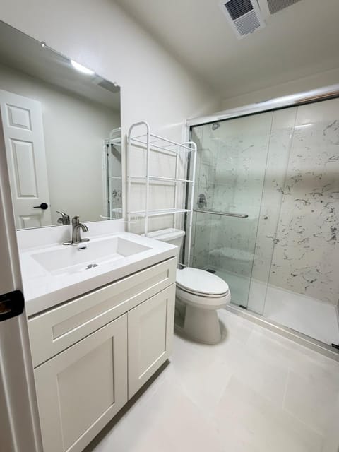 Cozy Master Bedrooms Suite Apartment in San Francisco