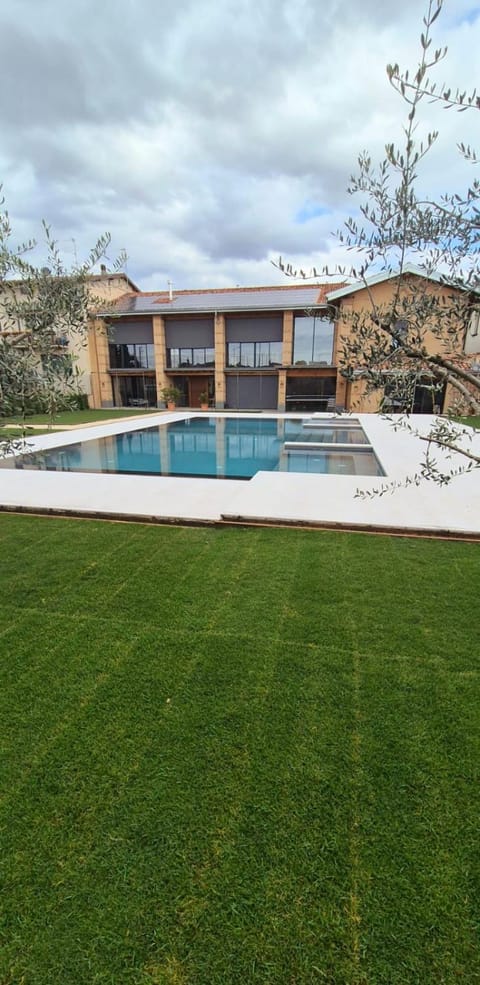 Balcony/Terrace, Swimming pool