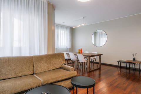 Lounge or bar