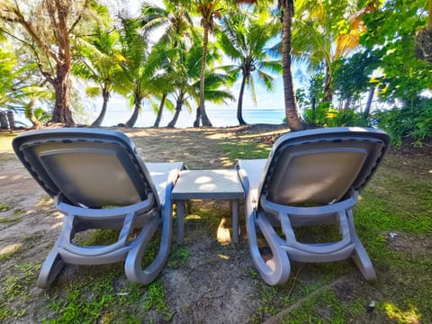 Garden view, Sea view, sunbed