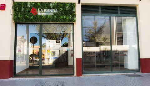 Facade/entrance, Day