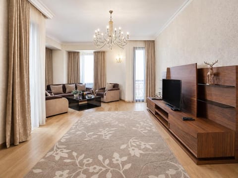 Communal lounge/ TV room, Living room