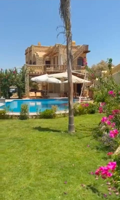 Garden, Swimming pool