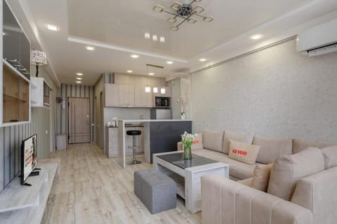 Kitchen or kitchenette, Photo of the whole room, Seating area