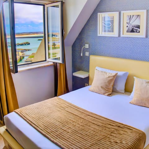 Bed, View (from property/room), Bedroom