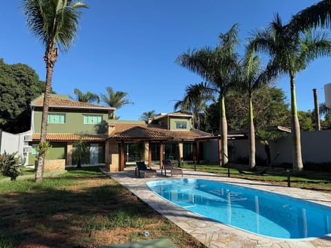 Garden, Swimming pool