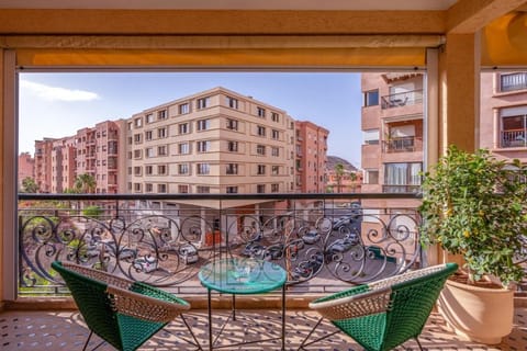 Property building, View (from property/room), Balcony/Terrace