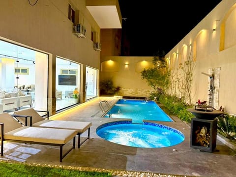 Property building, Pool view, Swimming pool