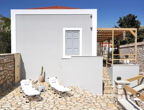 Patio, sunbed