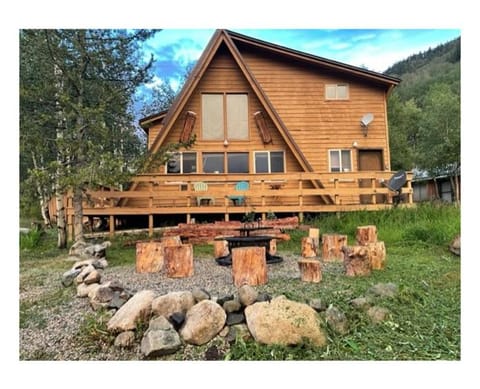 Geno House in Monarch