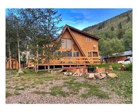 Geno House in Monarch