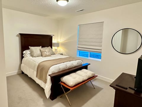 Utah Valley Escape House in Vineyard