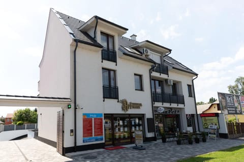 Property building, Facade/entrance, Street view