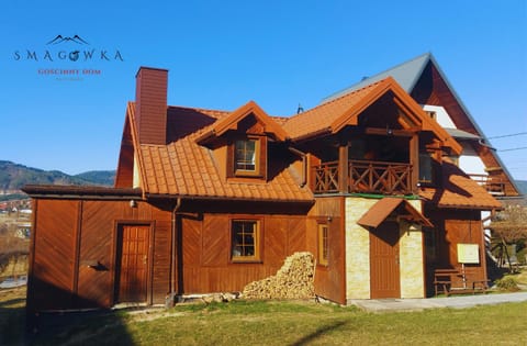Property building, Day, Natural landscape, Mountain view