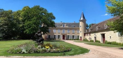 Property building, Landmark view