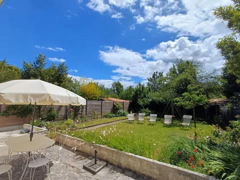 Garden, Balcony/Terrace
