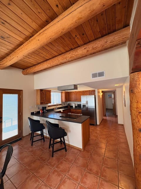 Desert Charm Retreat with Pool Table in NE Heights House in Albuquerque