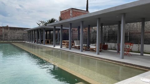Swimming pool