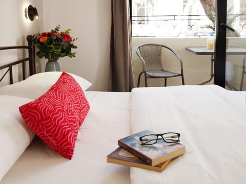 Bed, Balcony/Terrace, Bedroom