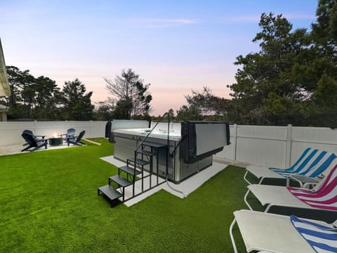 Marlin - 3 Min To Beach - Swim Spa - Fire Pit - Games House in Sunnyside