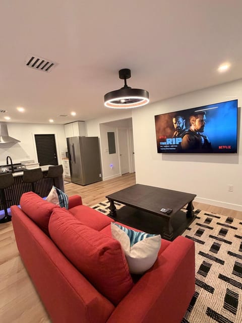 Stay Near the Action-Hard Rock Stadium Miami Home House in Golden Glades