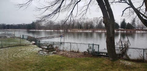 Waterfront the Alcove Vacation rental in Duluth