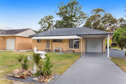 Property building, Garden view, Street view